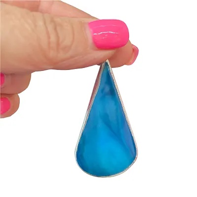 Agate Blue Crystal Pendant - Includes Leather Band